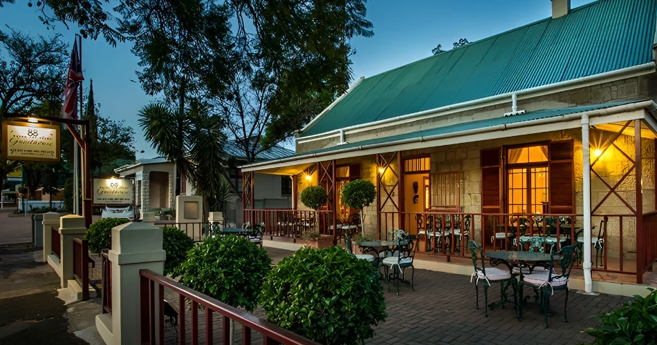 Shopping in Oudtshoorn: Where Culture Meets Craft